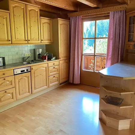 アパート Bio Bauernhof Perneissl ビショフスホーフェン