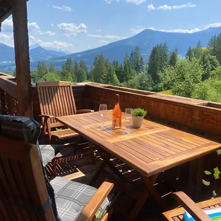 Bio Bauernhof Perneissl アパート *