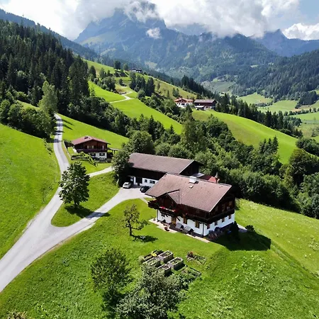 Bio Bauernhof Perneissl *